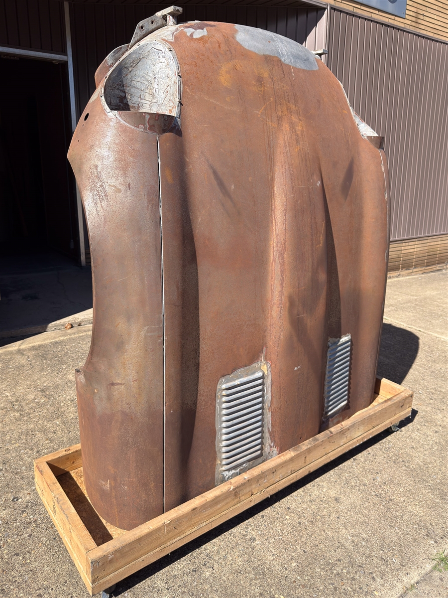 Jaguar E-Type Series III V12 Bonnet - Used (Missing Left Fender)