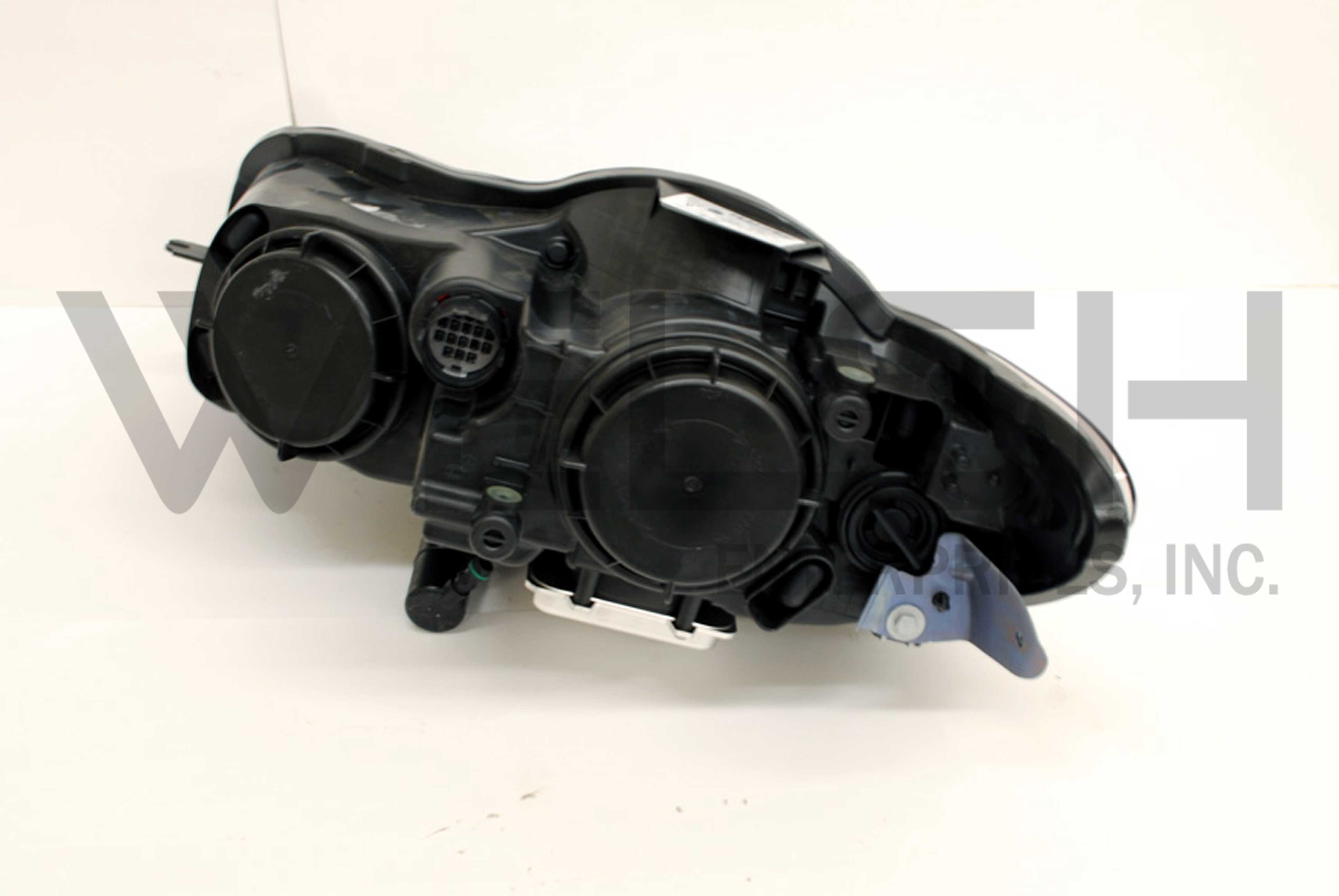 Jaguar XF Headlight Assembly Right Hand BGrade Jaguar Parts and