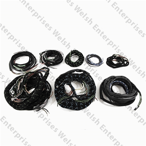 Jaguar Harness Stand With Over Drive