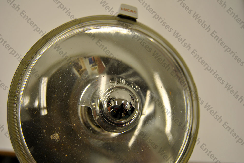 Jaguar Lucas 5 3/4" Driving Light Fluted B Grade