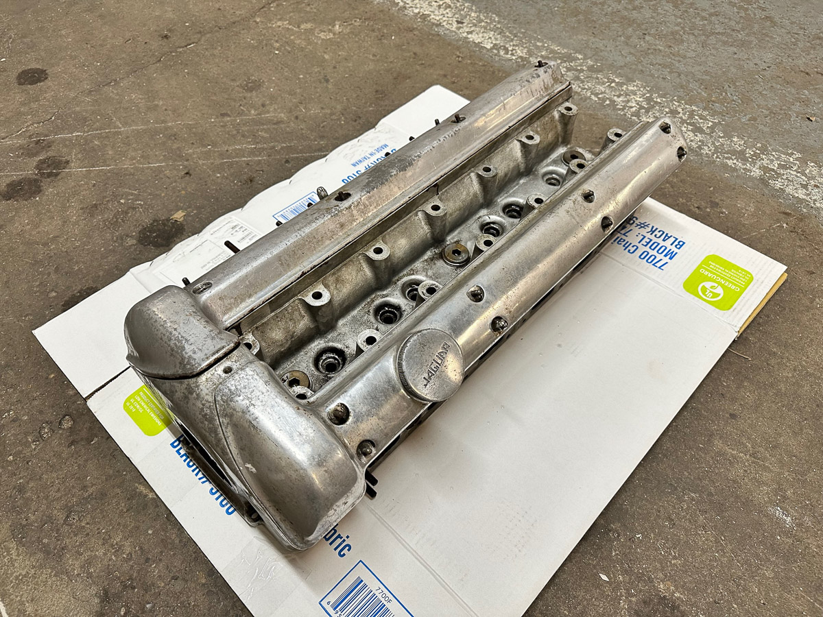 Jaguar Early XK120 Cylinder Head - USED - HD011