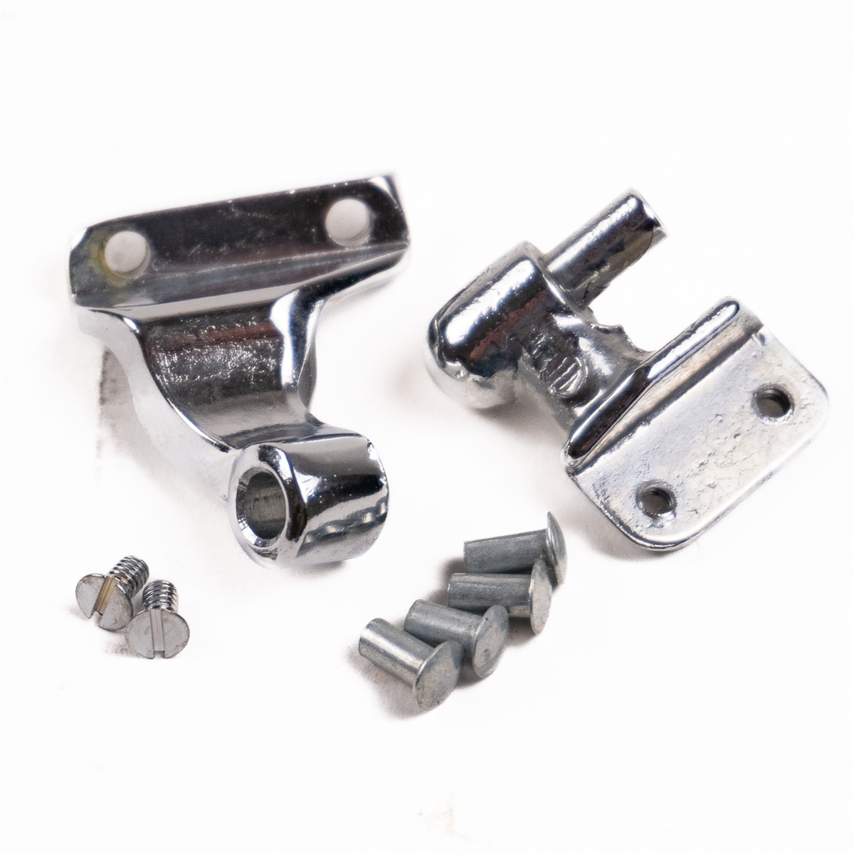 Jaguar KIT VENT WINDOW HINGE