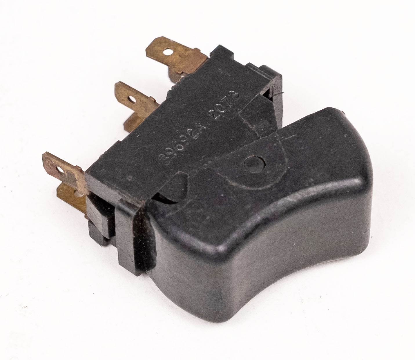 Jaguar Switch Fuel Tank Change - USED