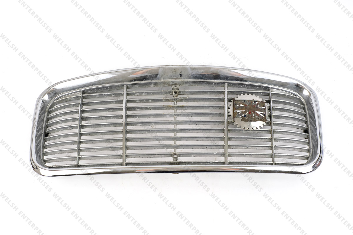 Jaguar Grille Assembly XJ2 74>79 (USED)