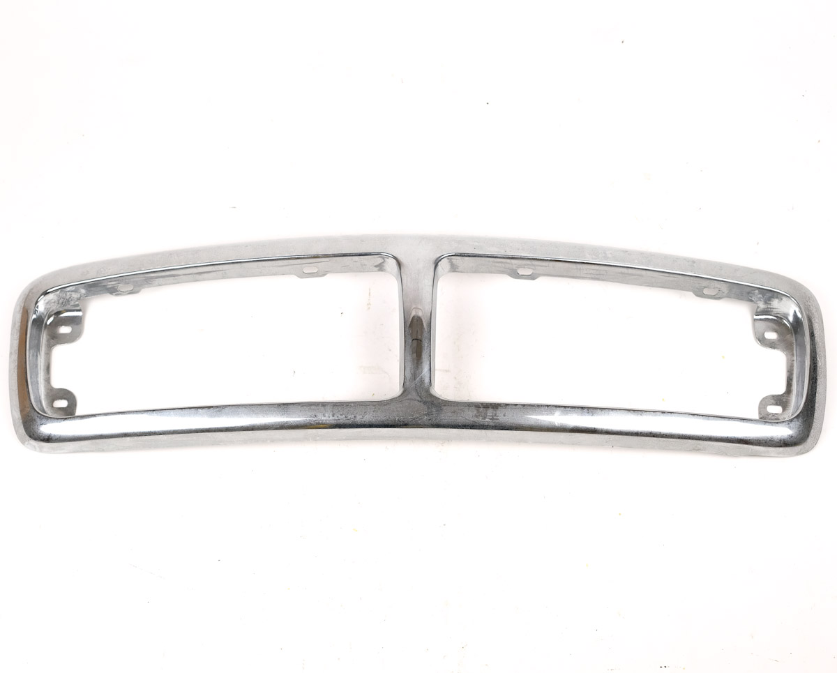 Jaguar Grille Surround (Used) XJ300