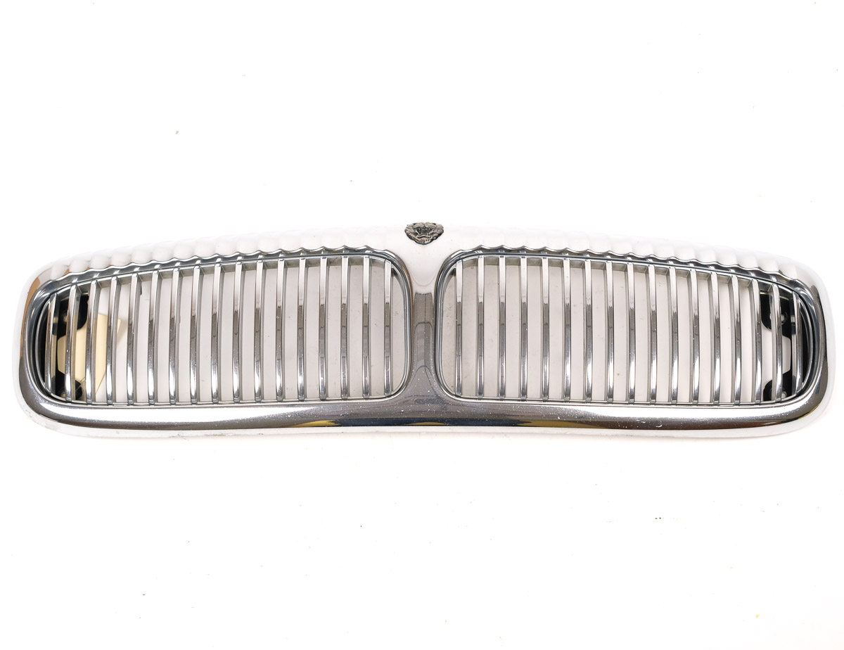 Jaguar Grille Fluted VDP XJ